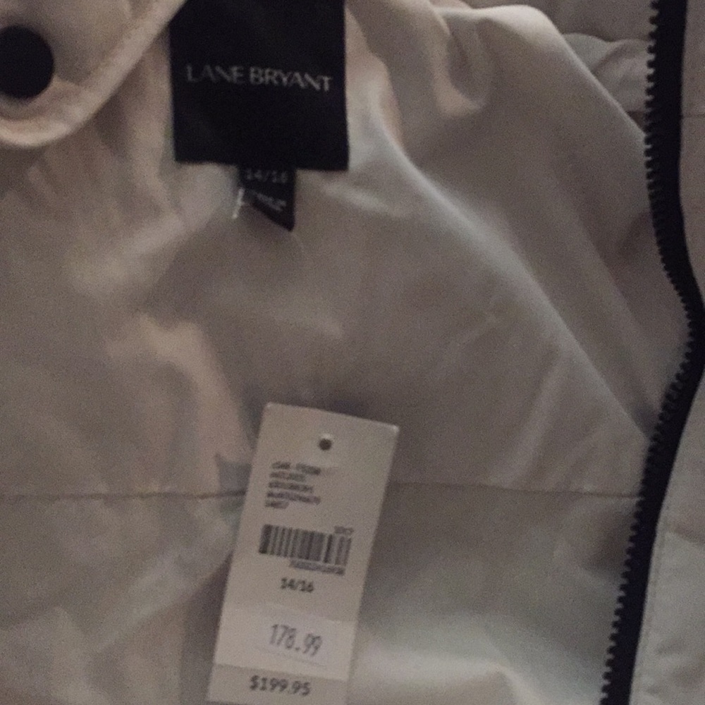 Puffer Off White Jacket by Lane Bryant 14/16 - Picture 3 of 6